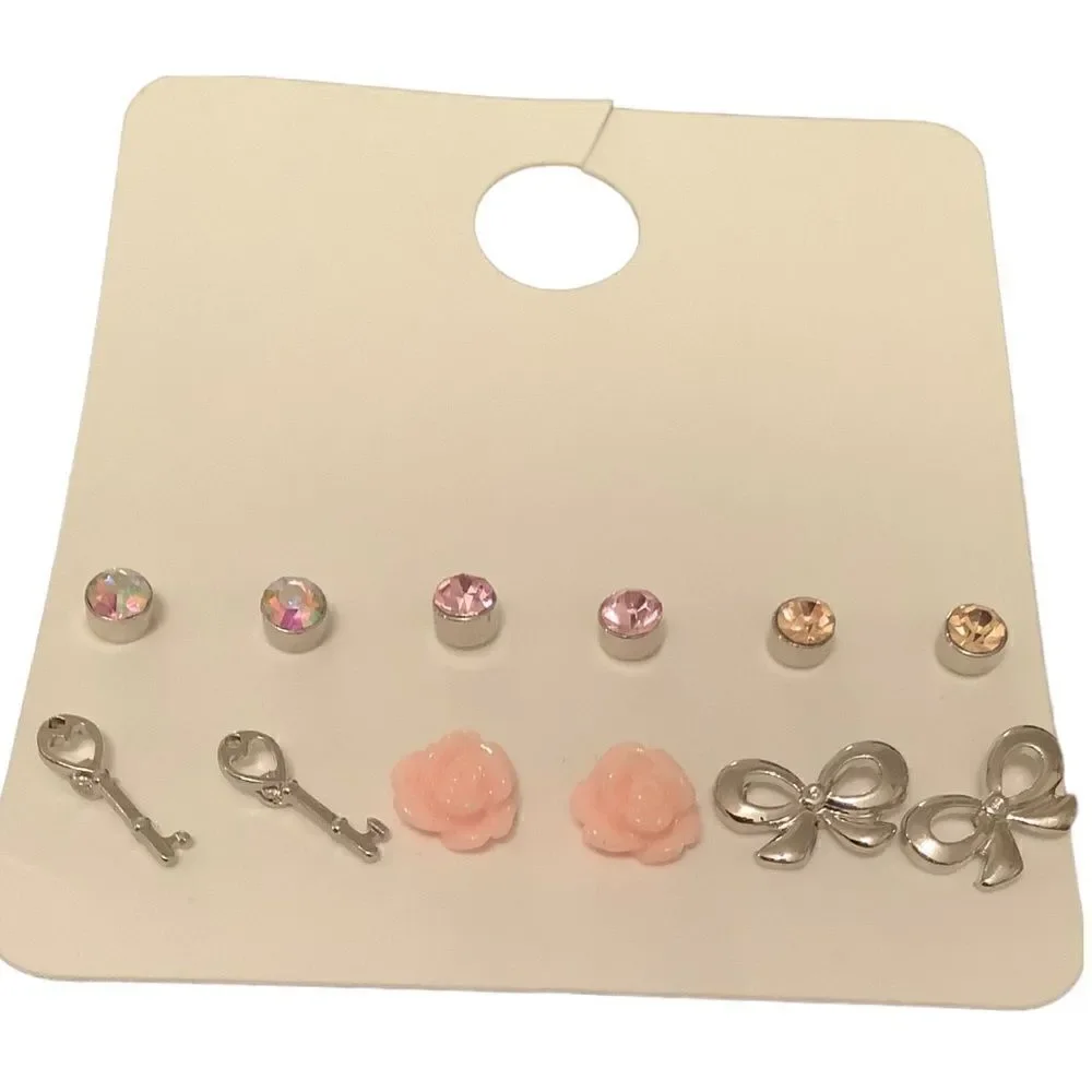 🌼🌼Kids lot of earrings NWOT🌼🌼